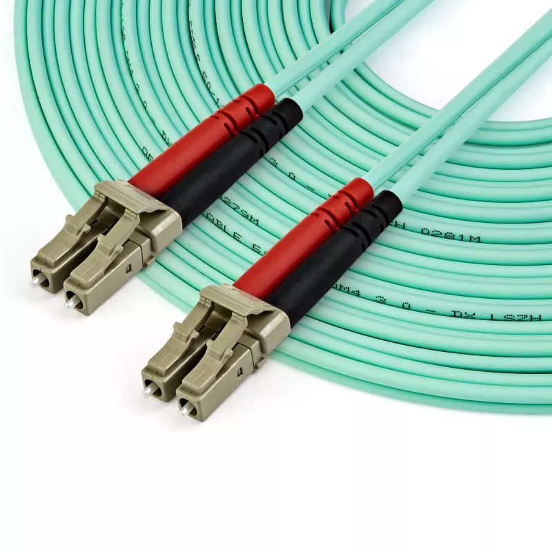 StarTech.com 10m (30ft) LC/UPC į LC/UPC OM4 daugiamodis šviesolaidinis kabelis, 50/125µm LOMMF/VCSEL Zipcord, 100G, maži įterpimo nuostoliai - LSZH šuolininkas