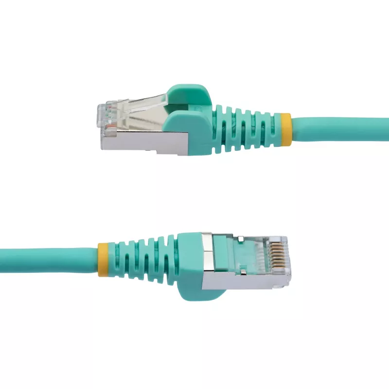 StarTech.com CAT6a Ethernet kabelis 50cm - Aqua - LSZH - 10GbE 500MHz 100W PoE++ - S/FTP - Su apsauginiais gaubtukais