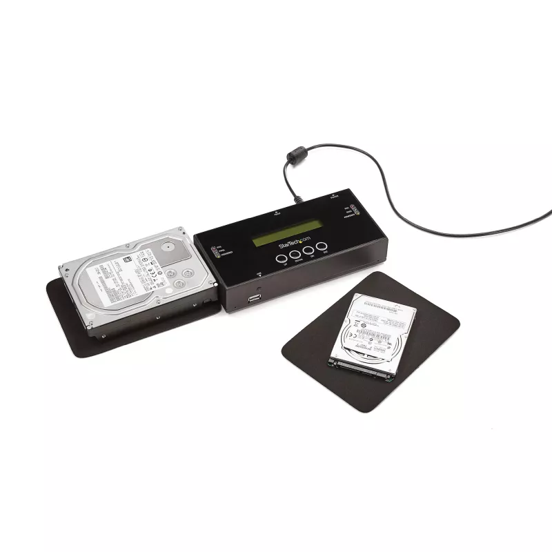 StarTech.com 1:1 nepriklausomas kietųjų diskų kopijavimo ir trynimo įrenginys, SAS ir SATA HDD/SSD klonuotojas/kopijuoklis, LCD ekranas, TAA atitinkantis