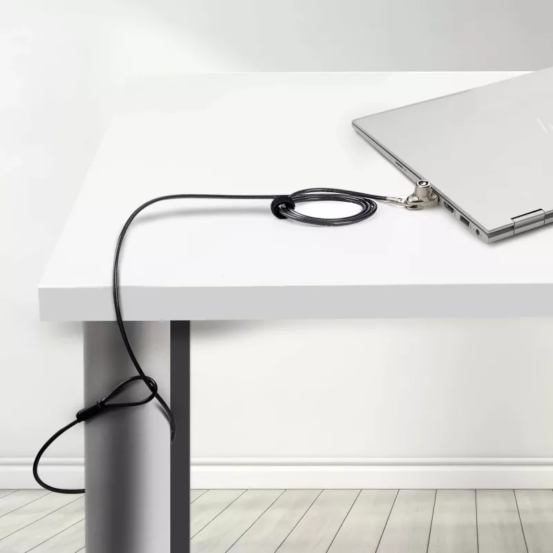StarTech.com Slim Lock Noble Wedge® suderinama spyna, 1,5 m fiksavimo kabelis, apsauga nuo vagystės nešiojamam kompiuteriui, pjovimui atsparus plieninis kabelis, raktinė spyna