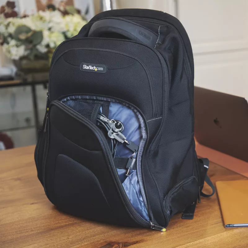 StarTech.com 3-in-1 Universal Laptop Lock 6.6ft (2m) – universalus nešiojamojo kompiuterio užraktas su pagrindiniu raktu