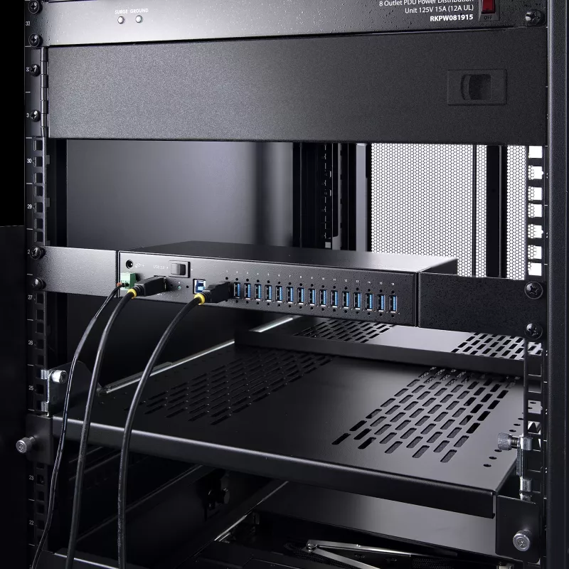StarTech.com 16 pramoninis USB 3.0 mazgas 5Gbps, metalinis, DIN/paviršiaus/stovo montavimas, ESD apsauga, gnybtų bloko maitinimas, iki 120W bendras USB įkrovimas, dviejų pagrindinių kompiuterių mazgas/jungiklis