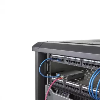 „StarTech.com“ Gigabit eterneto vario į šviesolaidį medijos keitiklis – vienmodis LC – 10 km