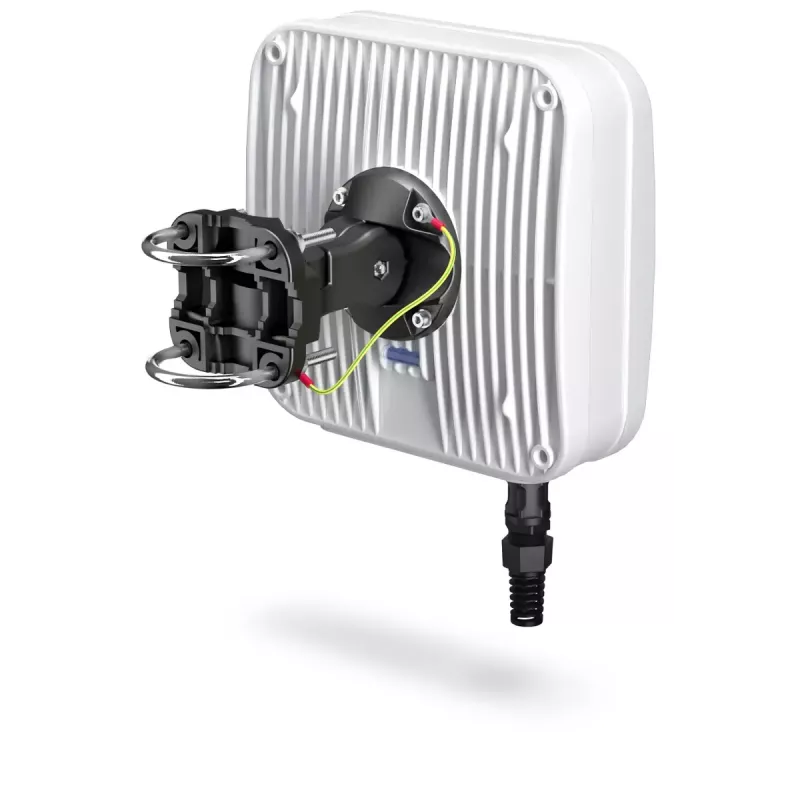 Kryptinė antena QuWireless QuMax PoE/LAN, daugiajuostė 0.694–2.7 GHz, iki 6 dBi, balta