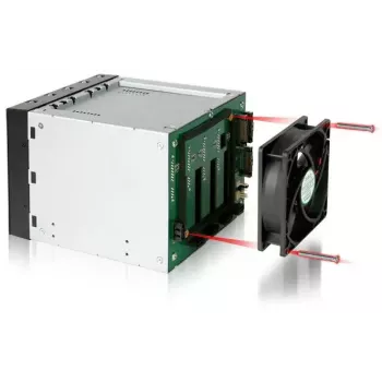 Icy Dock MB155SP-B juodas – 5 vnt. 3,5 inch SATA III diskų lentyna 3 x 5,25 inch lizduose su karšto keitimo krepšeliais