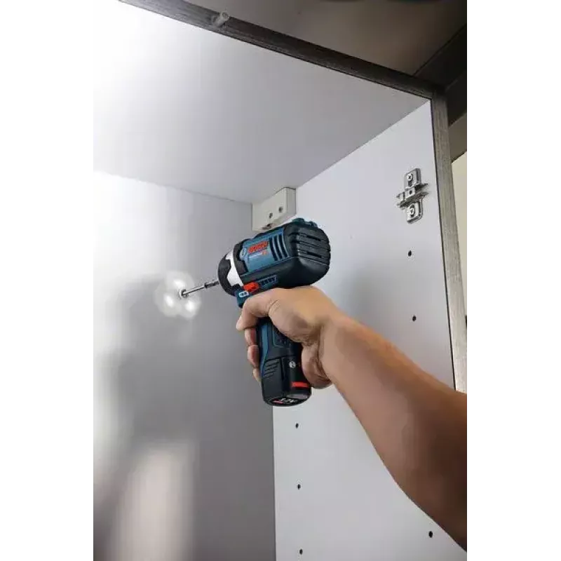 Akumuliatorinis smūginis veržliaraktis Bosch GDR 12V-105 Professional 1/4 colio 2600 RPM 105 N⋅m juodas, mėlynas