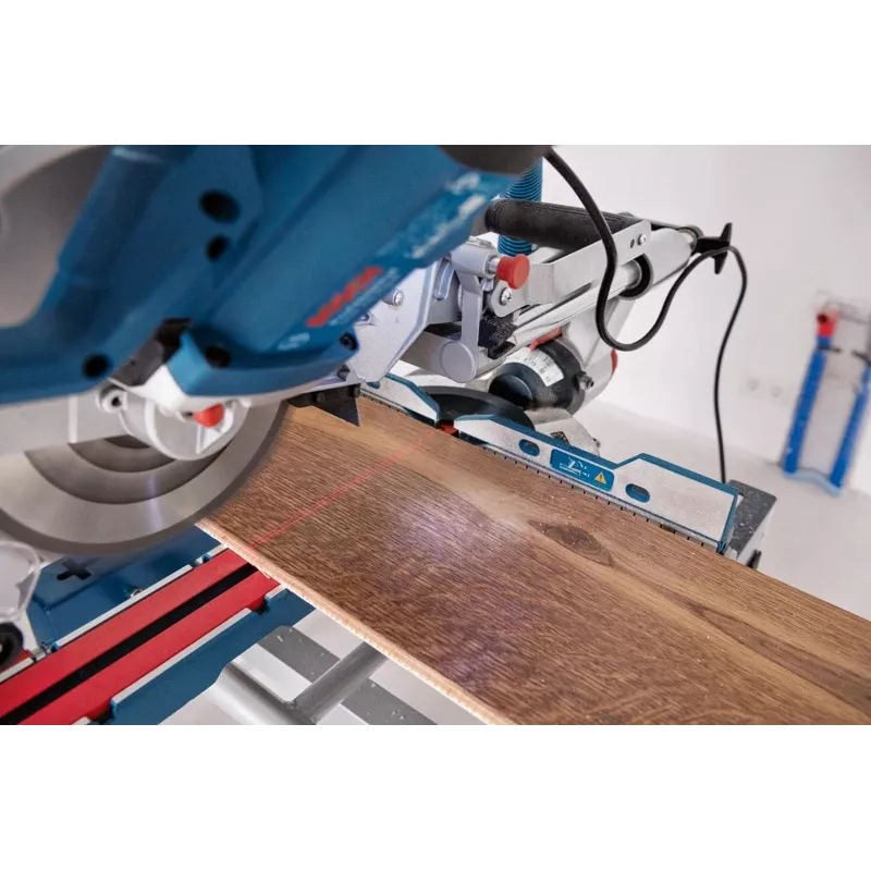 Pjūklas kampinis Bosch GCM 305-216 D PROFESSIONAL 4200 RPM 1200 W
