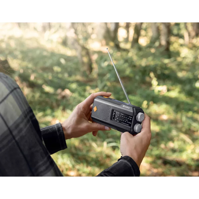 Sandberg Survivor Radio All-in-1 2000, nešiojamas radijas su garsiakalbiu, AM/FM, 3 W, analoginis