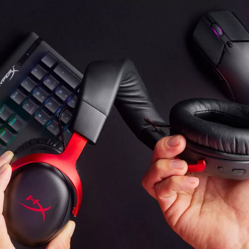 HyperX Cloud III Wireless – Belaidis žaidimų ausinės, juodos/raudonos