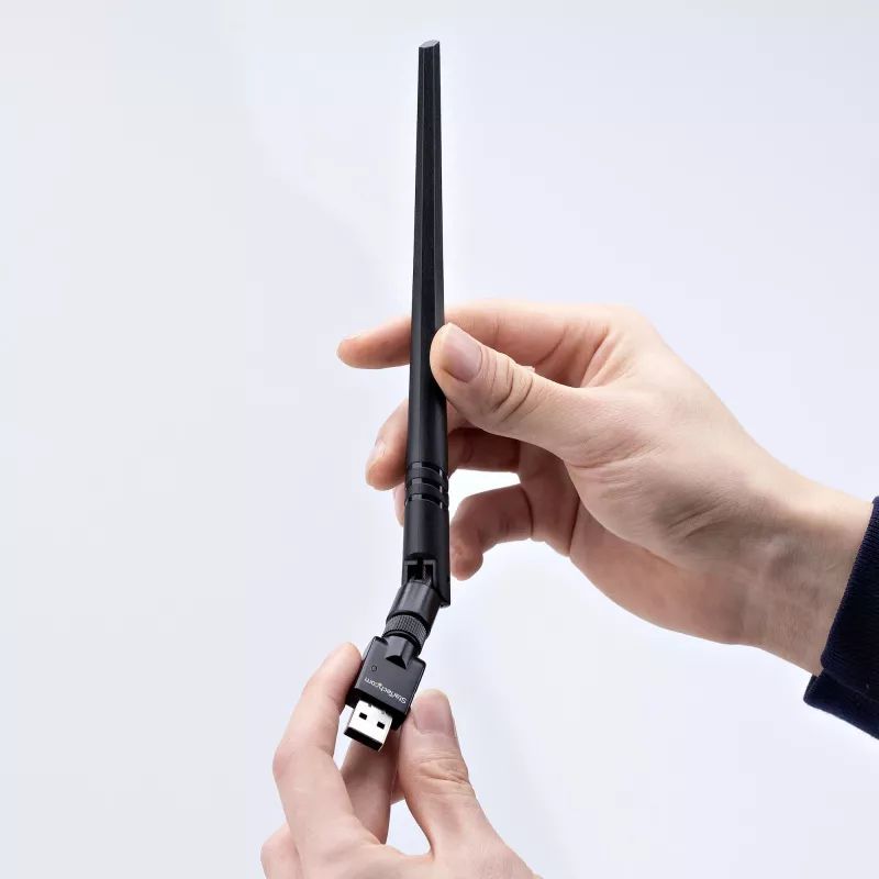 „StarTech.com“ USB Bluetooth 5.3 1 klasės adapteris (dangtelis) – ilgo nuotolio ryšys klaviatūrai, pelei, garso srautiniam perdavimui ir PAN tinklui, Windows/Linux