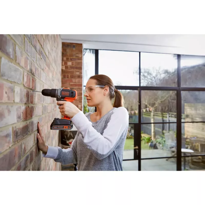 Gręžtuvas Black & Decker BCD003C2K-QW 1 vnt.