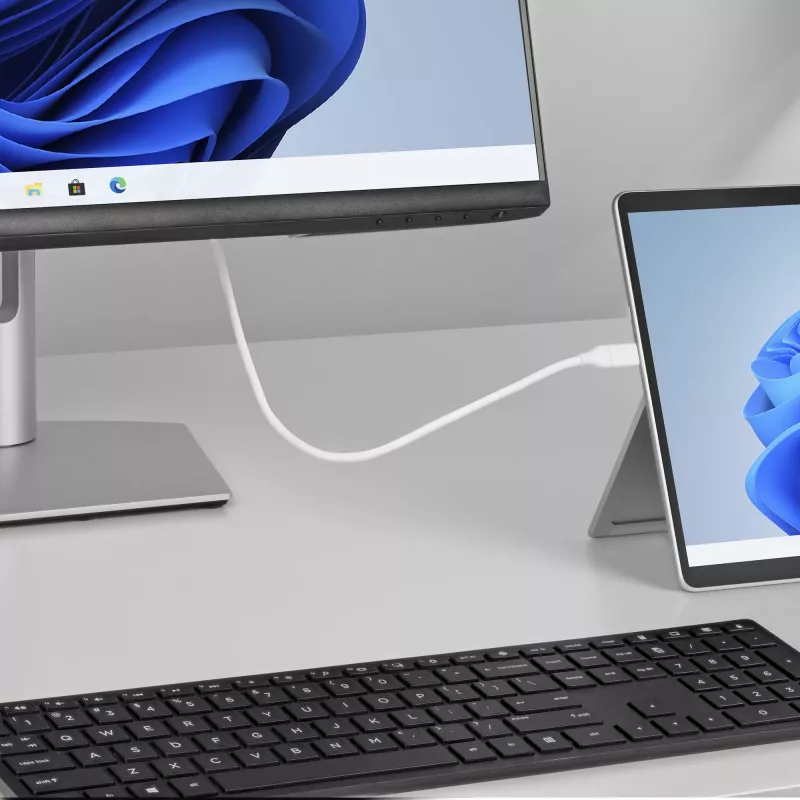 StarTech.com USB-C į DisplayPort 1.2 kabelis, 2m, baltas, dvipusis, 4K 60Hz, suderinamas su Apple MacBook Pro/Air M1 M2 M3 M4, Mac Mini/Studio, Thunderbolt