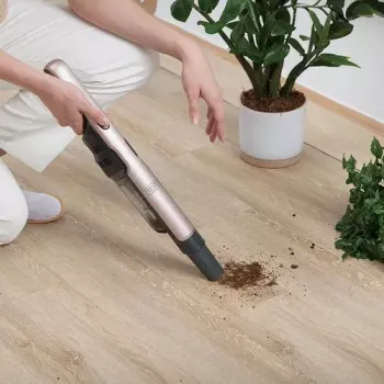 Nešiojamas dulkių siurblys Black & Decker DVC320BRG
