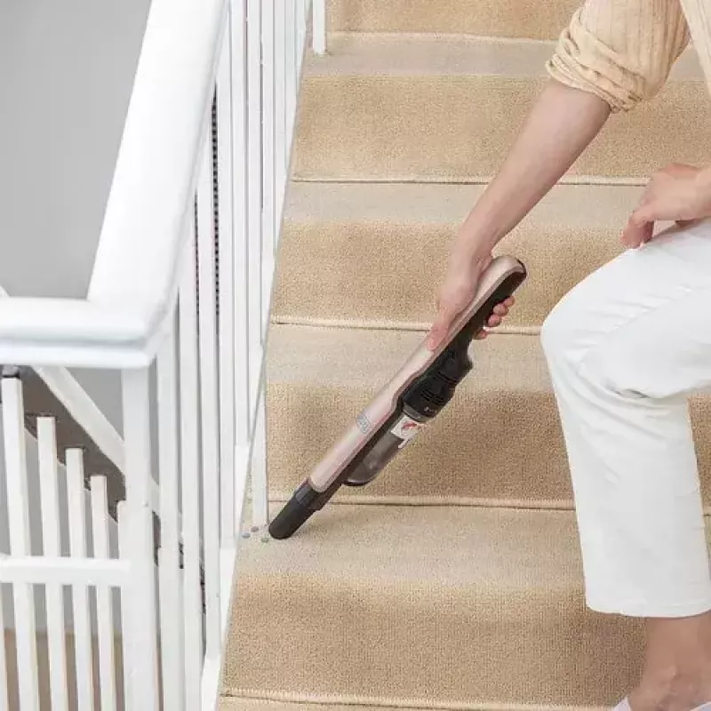Nešiojamas dulkių siurblys Black & Decker DVC320BRG