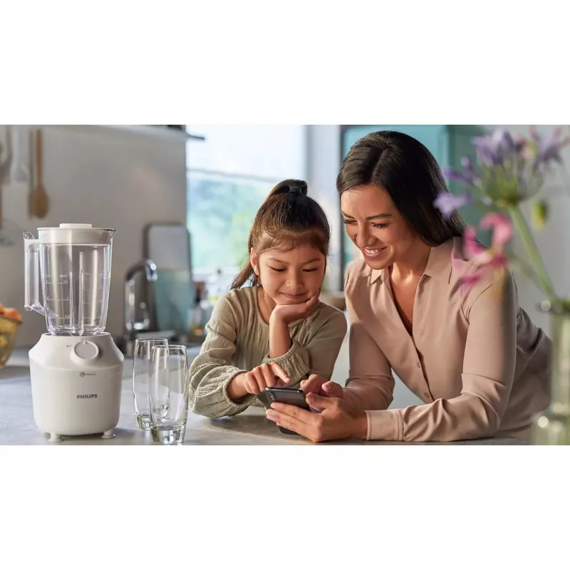 Stalo blenderis Philips HR2041/00 — 450 W, 1,9 L plastikinis dubuo, nerūdijančio plieno peiliai, baltas