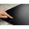 Electrolux Serie 300 LHR3233CK Juoda Įmontuojama 29 cm Keraminė kaitlentė 2 zonos