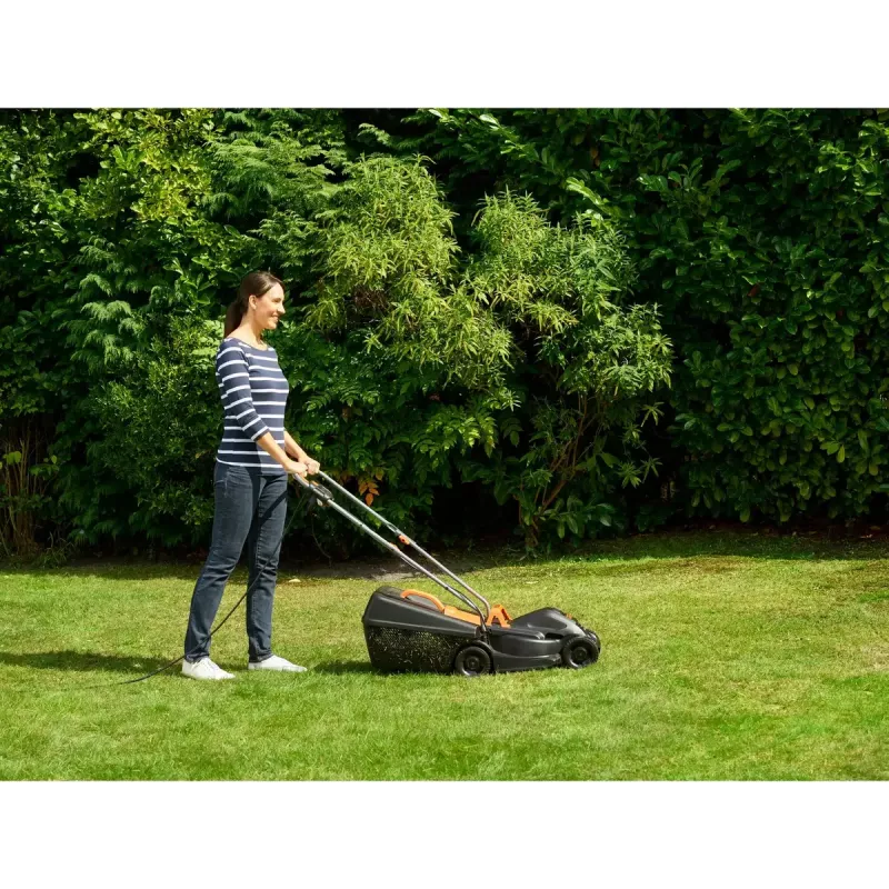 Elektrinė vejapjovė Black & Decker BEMW351-QS