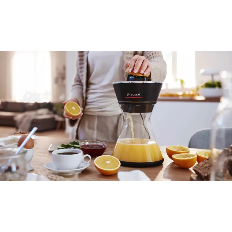 Citrusinė spauda Bosch MCP72GPB – elektrinė citrinų spauda, nerūdijantis plienas, 1 L talpa, juoda