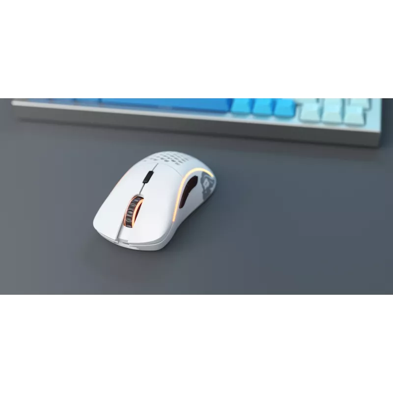 Glorious Gaming Glorious Model D Wireless – Matinė balta, dešinei rankai, belaidis RF, 19000 DPI, balta