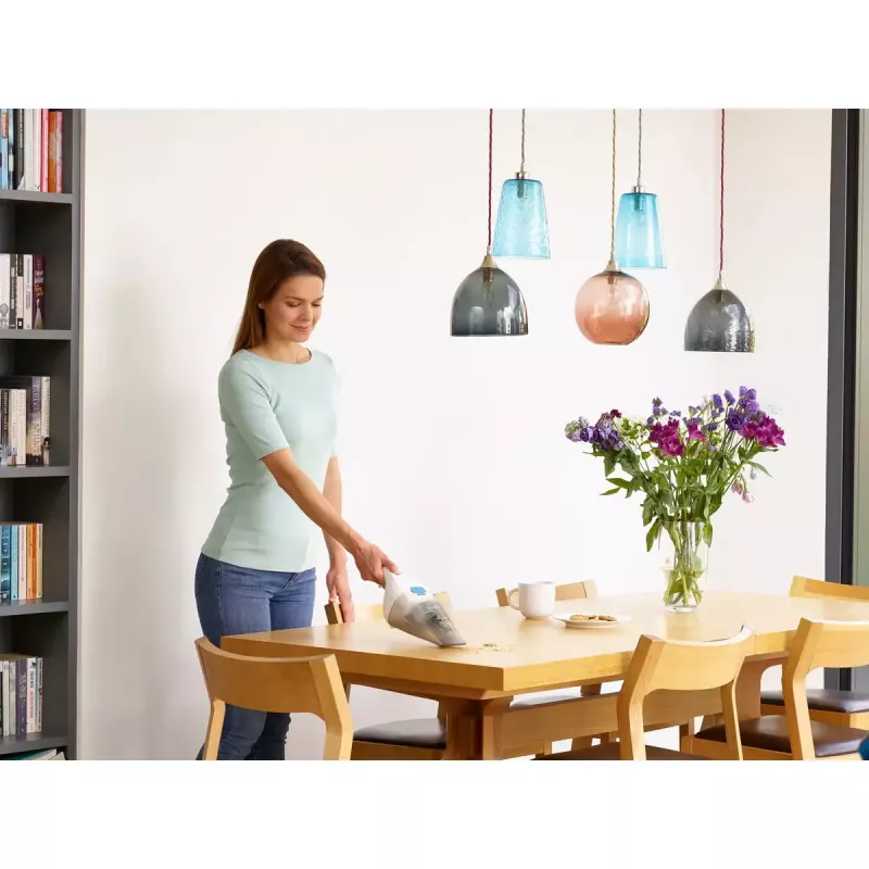 Nešiojamas dulkių siurblys Black & Decker NVC115JL-QW, be maišelio, 0,325 l, 3,6 V Li-Ion 1,5 Ah, 9 min veikimo laikas, 529 g
