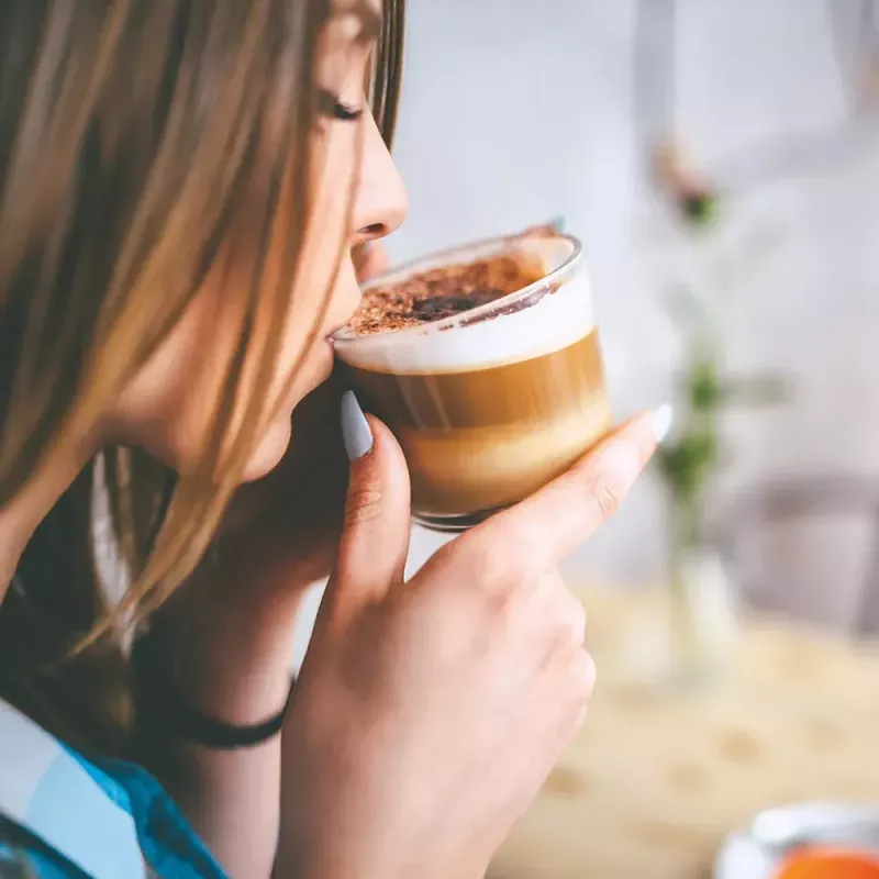 Automatinis pieno putų plakiklis Gastroback Latte Magic Black