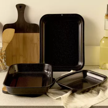 Kepimo ir pjaustymo padėklų rinkinys Russell Hobbs CW207011EU, 3 vnt. – kepimo padėklas ir dvi pjaustymo lentelės
