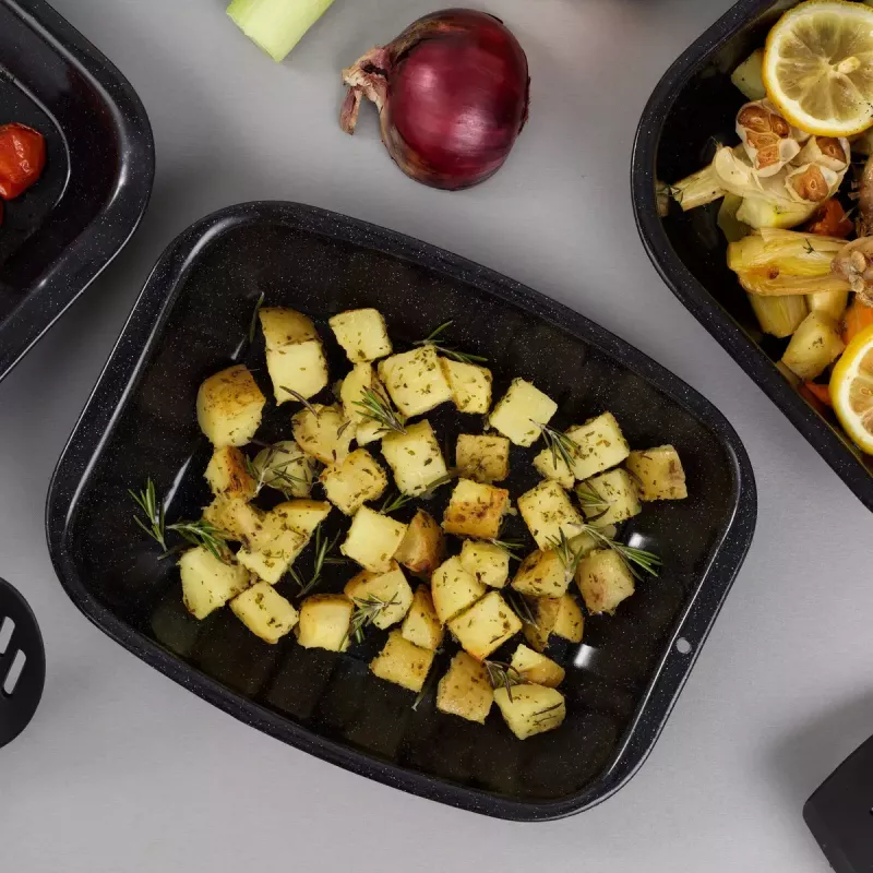Kepimo ir pjaustymo padėklų rinkinys Russell Hobbs CW207011EU, 3 vnt. – kepimo padėklas ir dvi pjaustymo lentelės