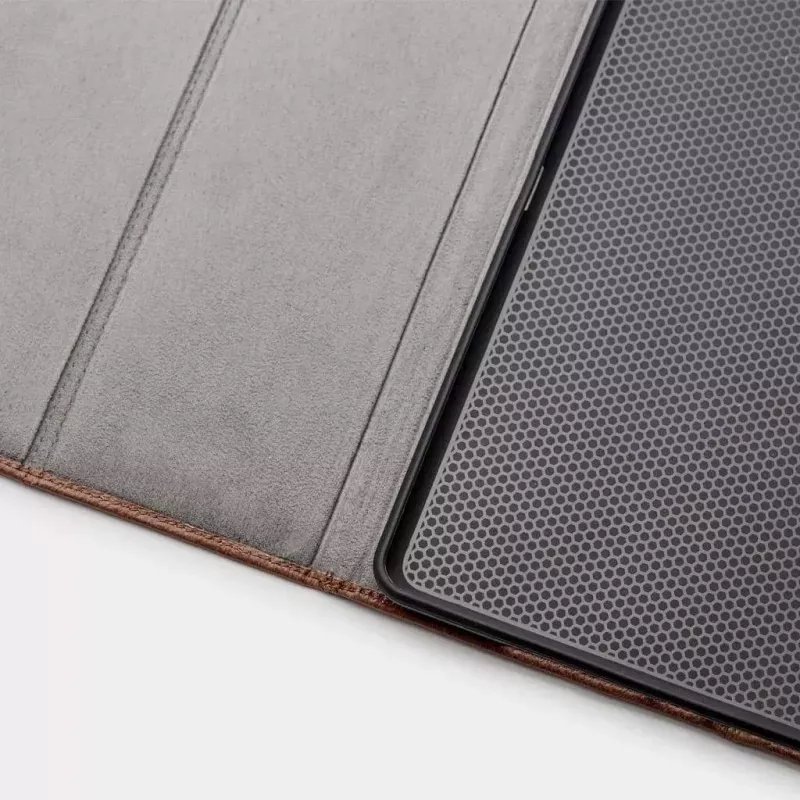 Folio dėklas Trunk TR-LEAIPC10-BRW, skirtas iPad 10,2 colio, rudas
