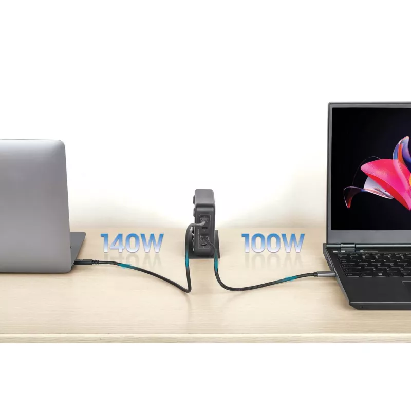 Kroviklis Manhattan Keturi USB-C PD Prievadai 140W vienam prievadui 240W bendra