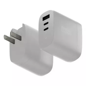 Greitasis GaN įkroviklis Native Union Fast GaN Charger PD 67W Baltas International 2C1A USB-C 2 prievadai 67W AC 100–240V apsauga nuo viršsrovių, viršįtampio, perkaitimo