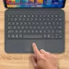 ZAGG Keyboard Pro Keys su Trackpad – Apple iPad 10.2 – Juoda/Pilka – Vokiška