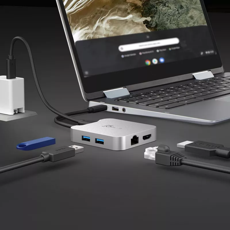 j5create JCD391 4K60 Elite USB-C® PD kelių prievadų adapteris, sidabrinis