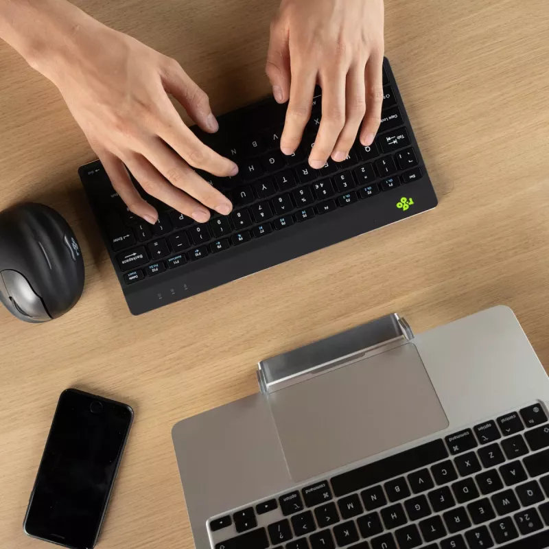 R-Go Tools ergonominė klaviatūra R-Go Compact Break, kompaktiška klaviatūra su pertraukų programine įranga, QWERTZ (DE), Bluetooth, juoda
