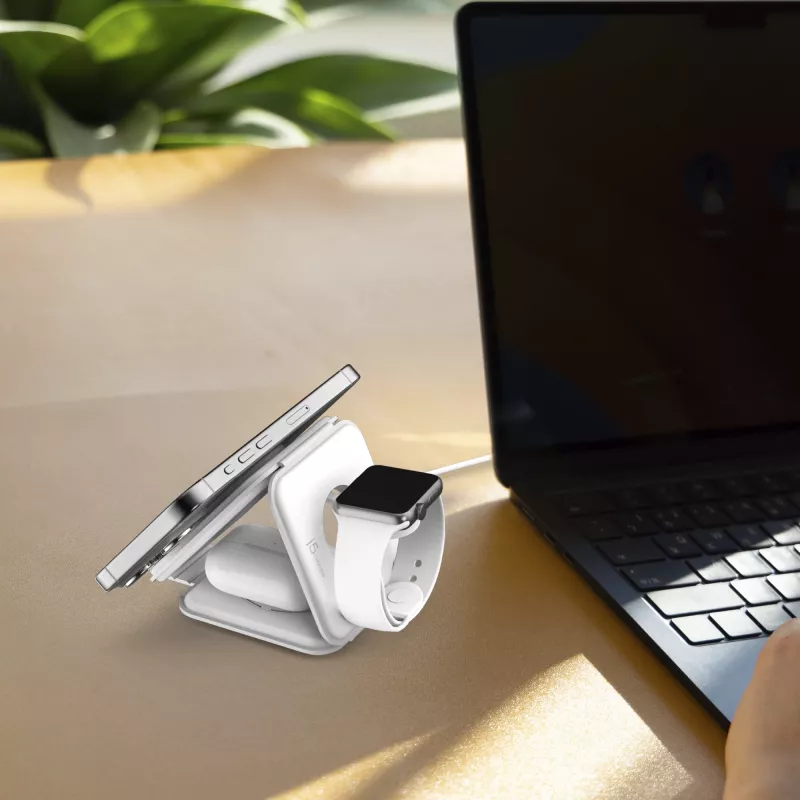 j5create Qi2 3-in-1 magnetinė kelioninė belaidė įkrovimo stotelė, vidaus, USB greitasis įkrovimas, balta