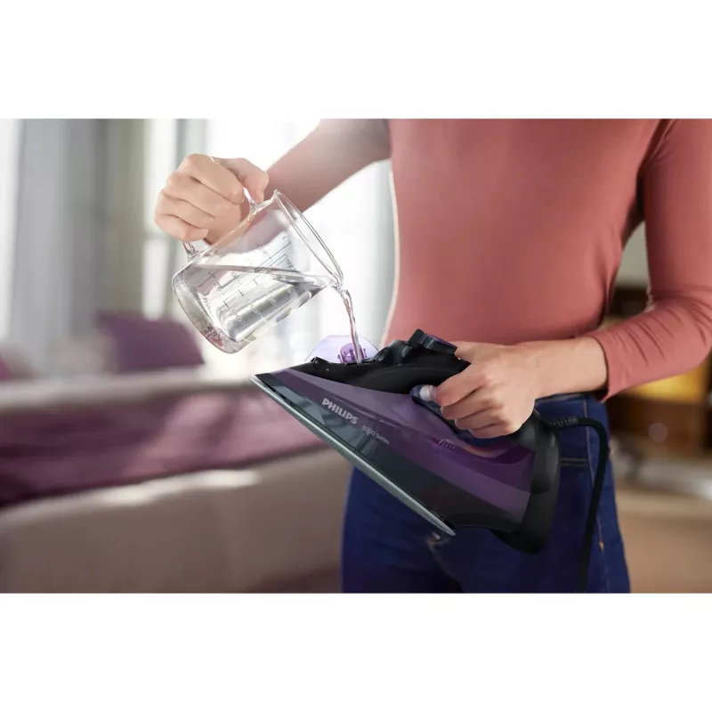 Lyginimo lygintuvas Philips DST5030/80 — 2400 W, SteamGlide Plus padas, 0,32 L talpa, 2 m laidas
