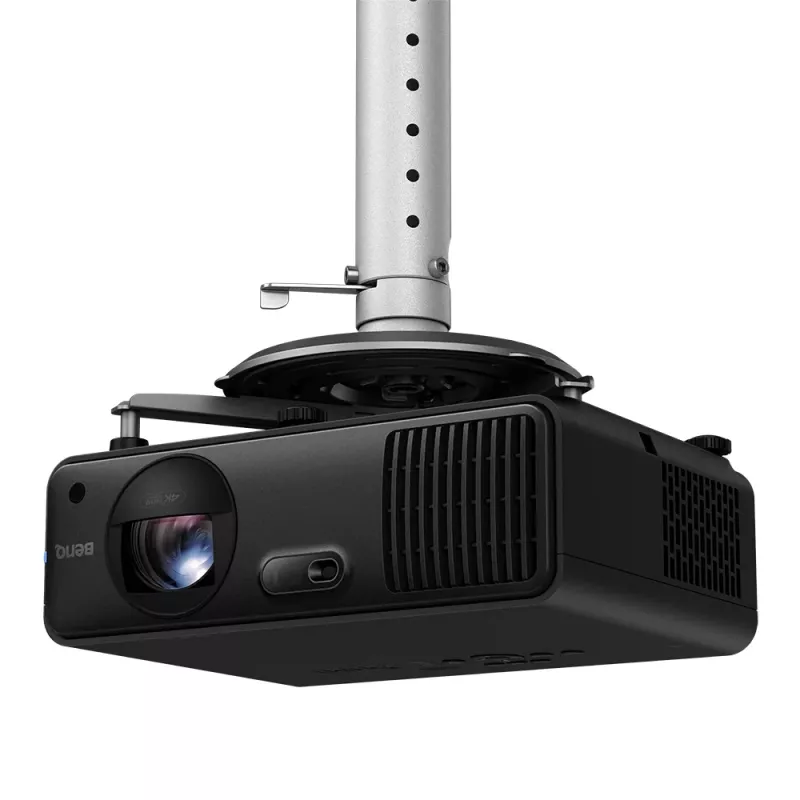Trumpo fokusavimo projektorius BenQ LK835ST – DLP 4K (4096×2400), 4000 ANSI liumenų, lazerinis, išmetimo santykis 0,69–0,83, motorizuotas fokusavimas, juodas