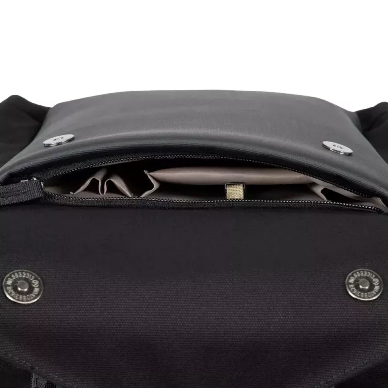 Kuprinė Rivacase 8524 35,6 cm (14 inch) Juoda