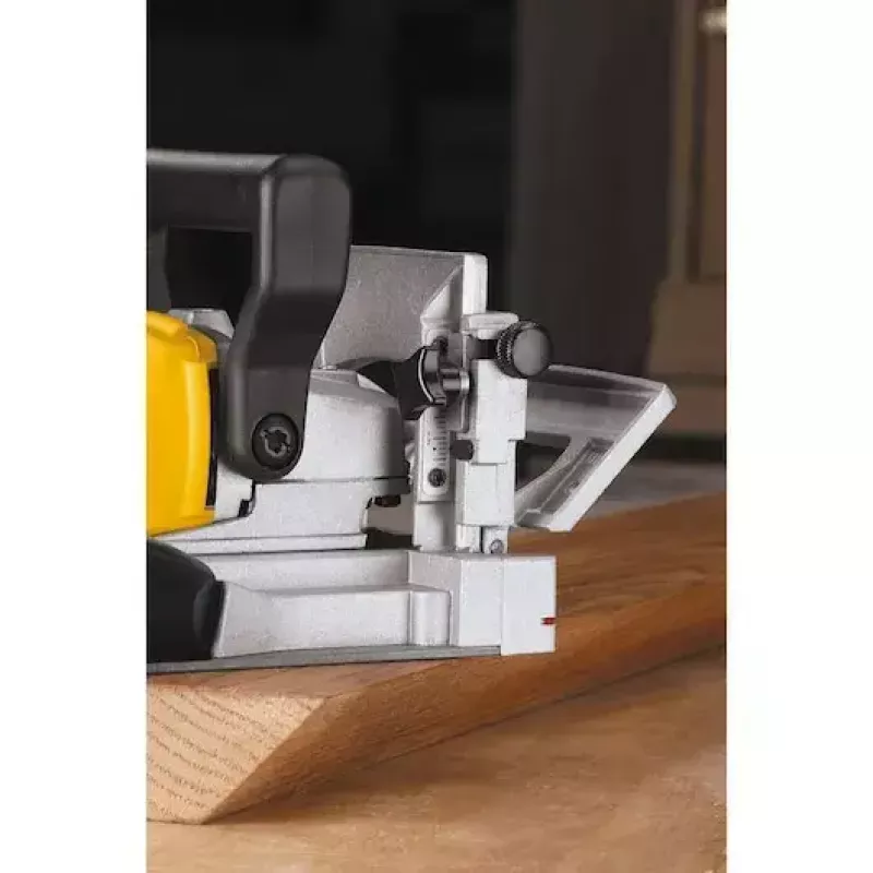 Biskvitinis sujungtuvas DeWALT DW682K
