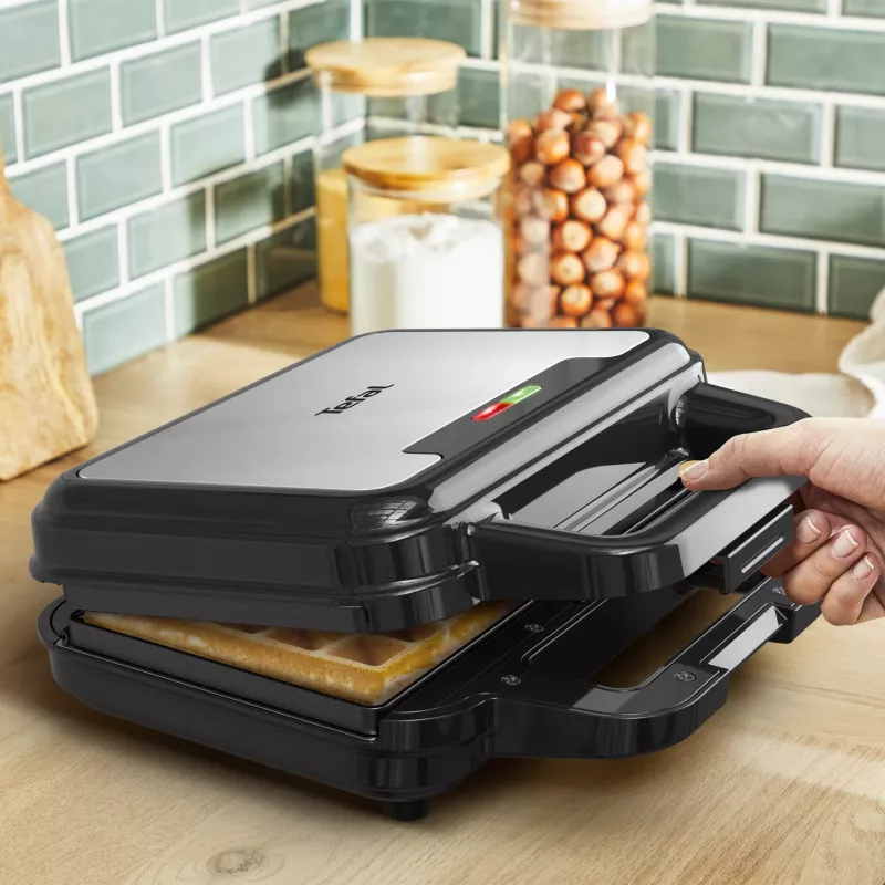 Sumuštinių keptuvė Tefal SW383D10 700 W juoda, nerūdijantis plienas