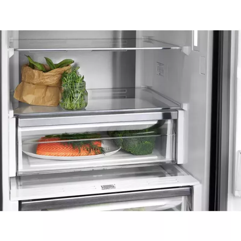 Electrolux LNT7ME36K2 šaldytuvas su šaldikliu, 367 l (šaldytuvas 266 l, šaldiklis 101 l), apatinė šaldymo kamera, No Frost, energijos klasė E, juodas