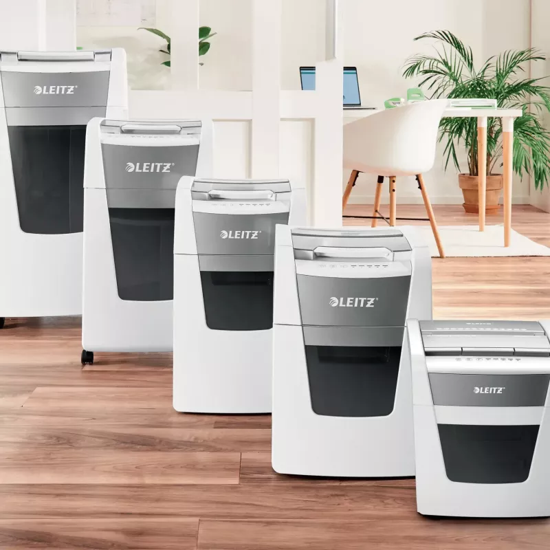 Popieriaus smulkintuvas LEITZ IQ Autofeed Small Office50 P4