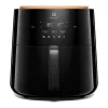 Karšto oro gruzdintuvė Electrolux EAF7B – 6.8 L, 1800 W, liečiamasis valdymas, 8 programos, max 200°C, juoda