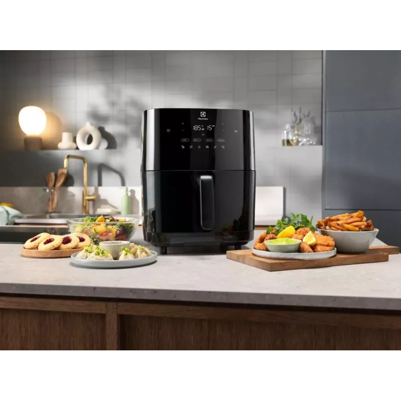 Electrolux EAF7SB Karšto oro gruzdintuvė, 6,9 l, 1700 W, juoda