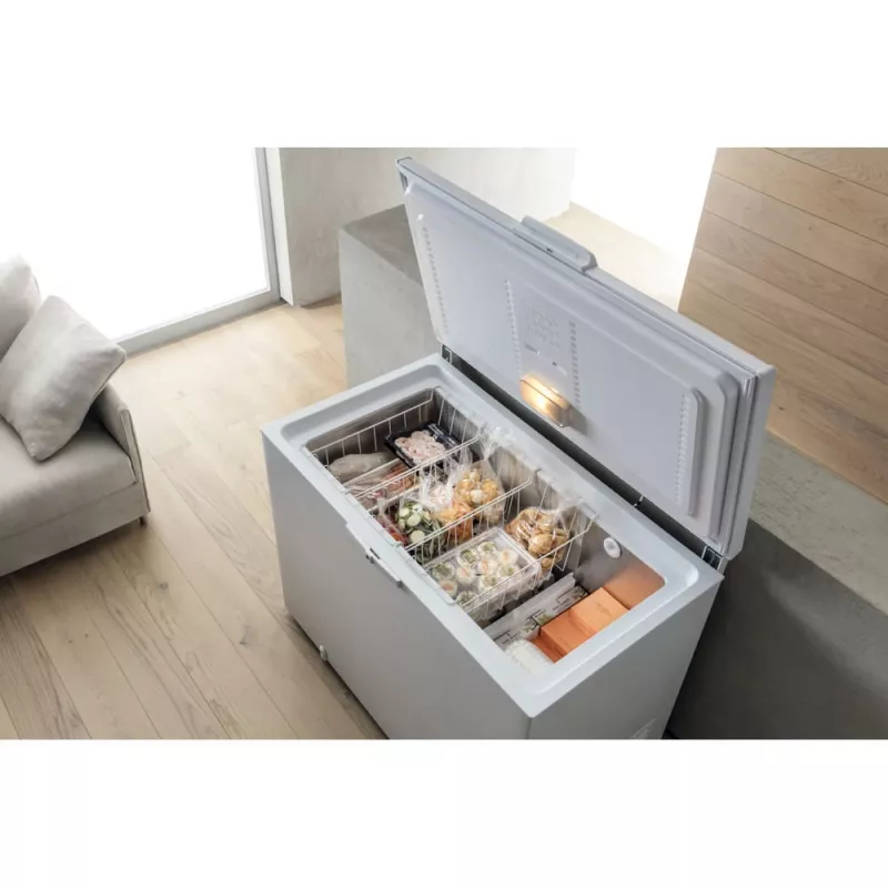 Whirlpool WHE31352 FO 3 Šaldiklis dėžinis Laisvai pastatomas 315 L Baltas