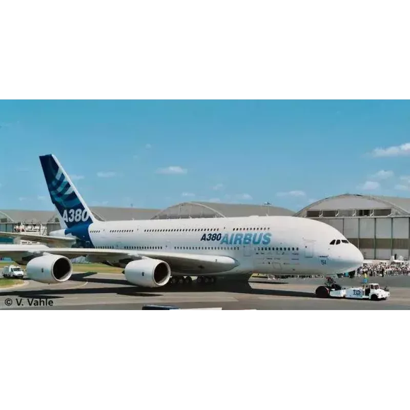 Modelis Revell Airbus A 380 Nauja Livery Pirmasis Skrydis