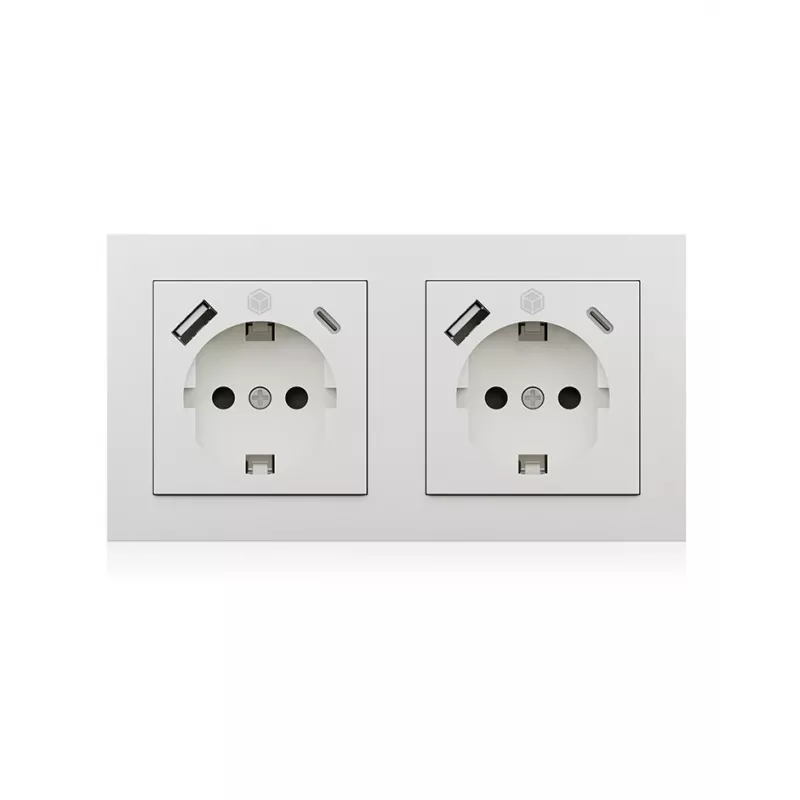 ICY BOX IB-MPS4200W-PD kištukinis lizdas F tipas + USB A + USB C baltas
