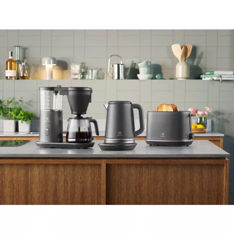 Skrudintuvas Electrolux E7T1-6BP 2 riekės 980 W Juodas
