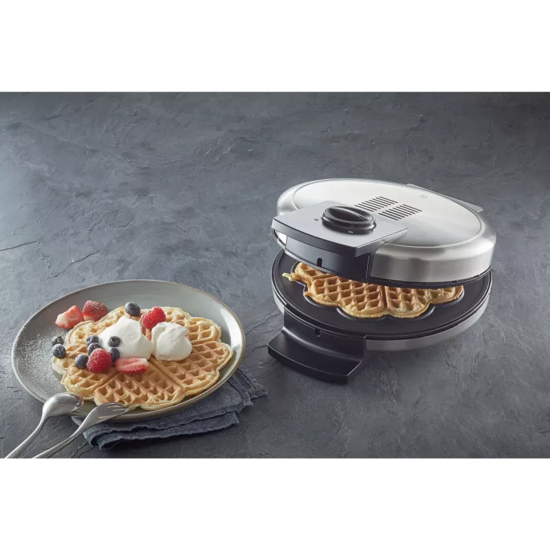 WMF Lono 04.1521.0011 vaflinė 5 vaflių 900 W juoda, chromuota