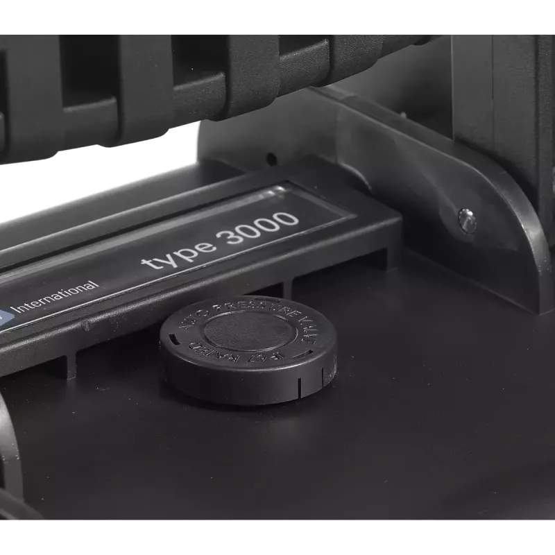 Kietas dėklas B&W Cases Type 6700 juodas