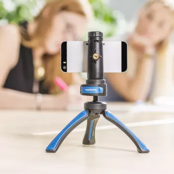 Tripodas Mantona 21405 išmaniesiems telefonams ir skaitmeniniams fotoaparatams, 3 kojos, juoda-mėlyna